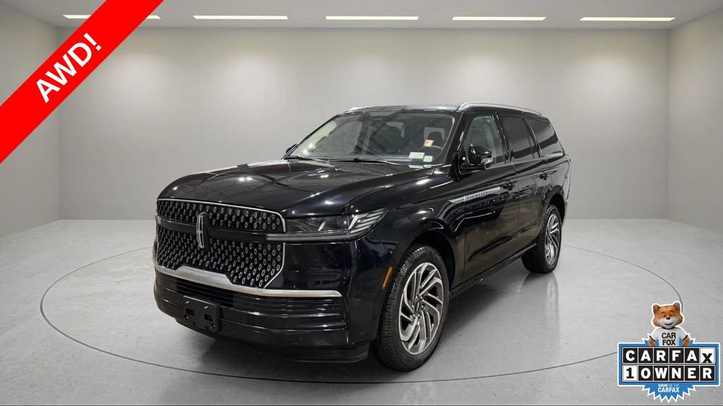 Certified 2025 Lincoln Navigator Reserve AWD/4WD image 17