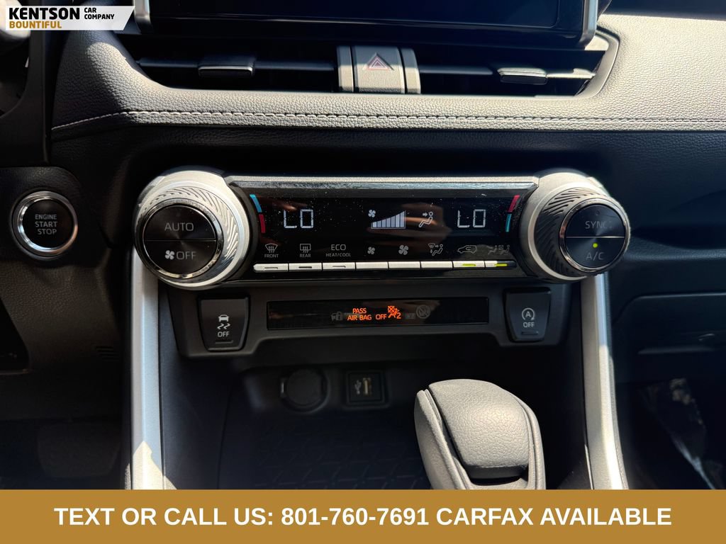 Used 2025 Toyota RAV4 XLE AWD/4WD image 23
