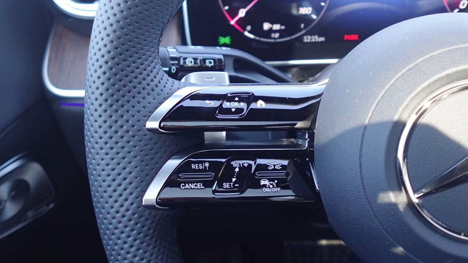 New 2026 Mercedes-Benz GLC 300 4MATIC image 38