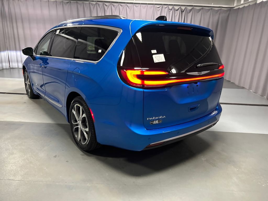 New 2026 Chrysler Pacifica Pinnacle FWD image 5