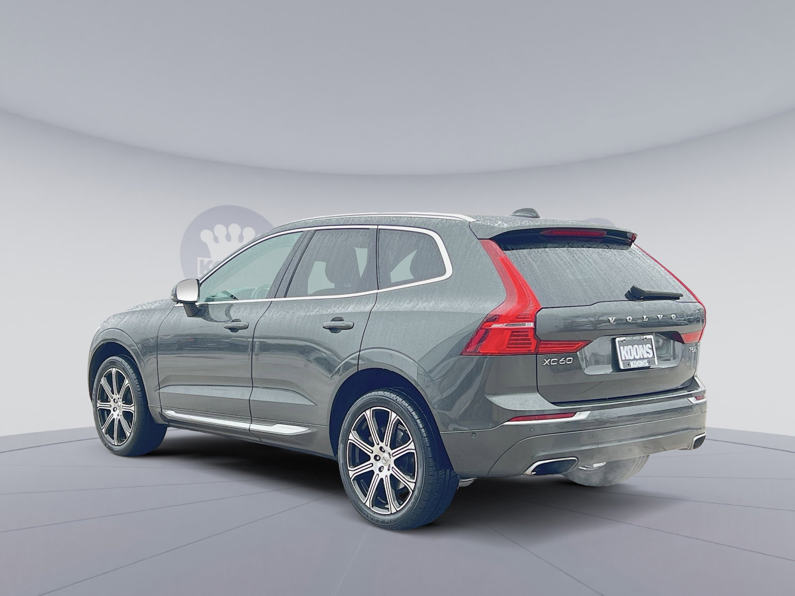 Used 2018 Volvo XC60 T6 Inscription w/ Luxury Seat Package image 4