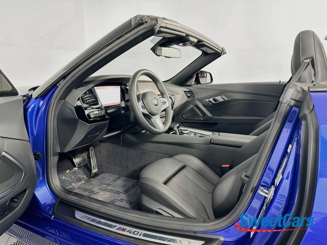 Used 2026 BMW Z4 M40i RWD image 17