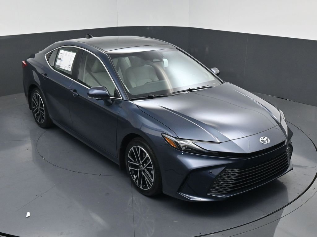 Used 2026 Toyota Camry XLE w/ Premium Plus Package image 15