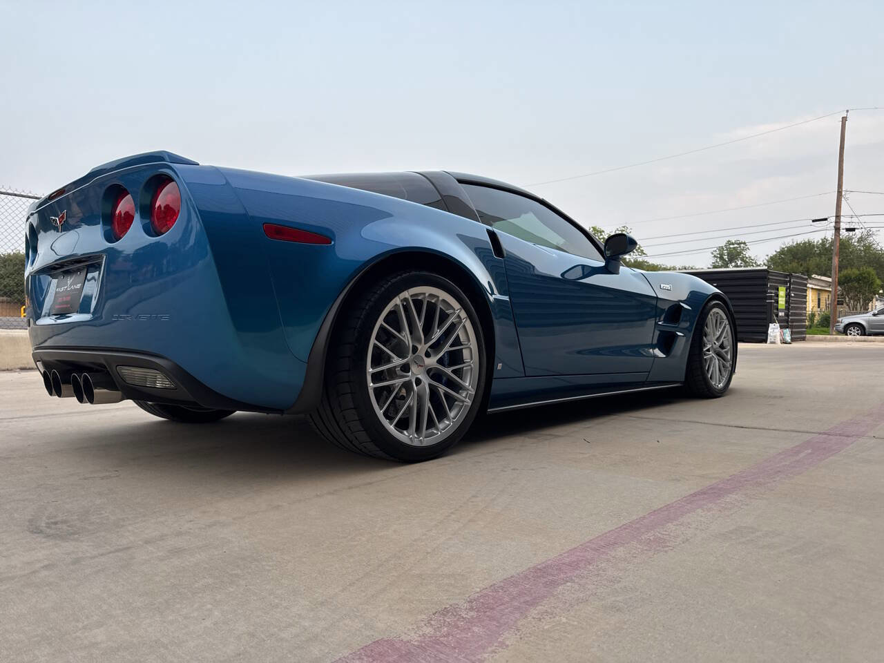 Used 2009 Chevrolet Corvette ZR1 w/ Preferred Equipment Group RWD image 11