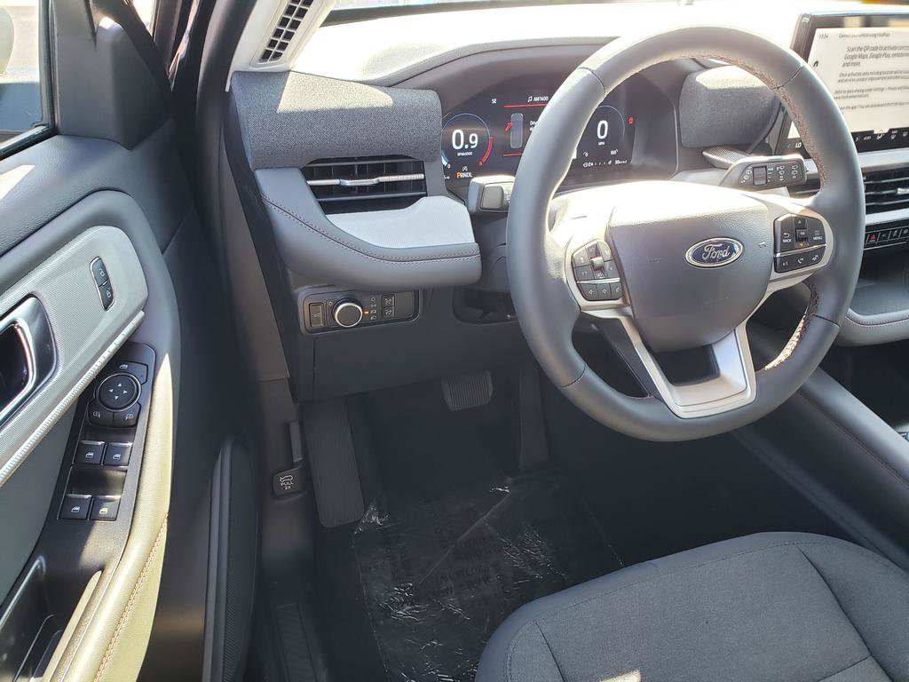 New 2026 Ford Explorer Active image 10