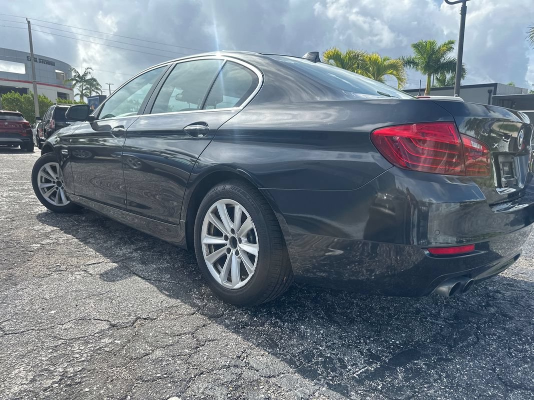 Used 2016 BMW 528i xDrive Sedan AWD/4WD image 4