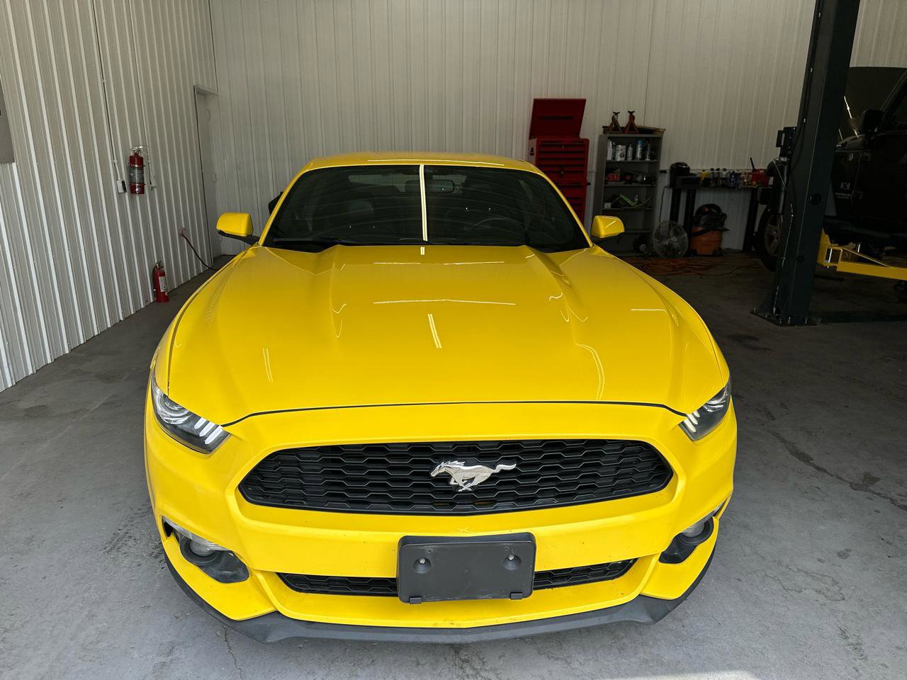 Used 2015 Ford Mustang Premium RWD image 7