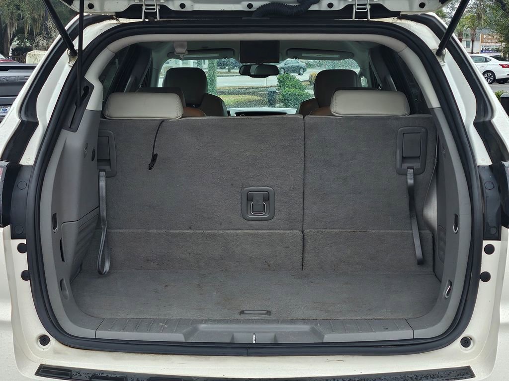 Used 2014 Chevrolet Traverse LT image 27