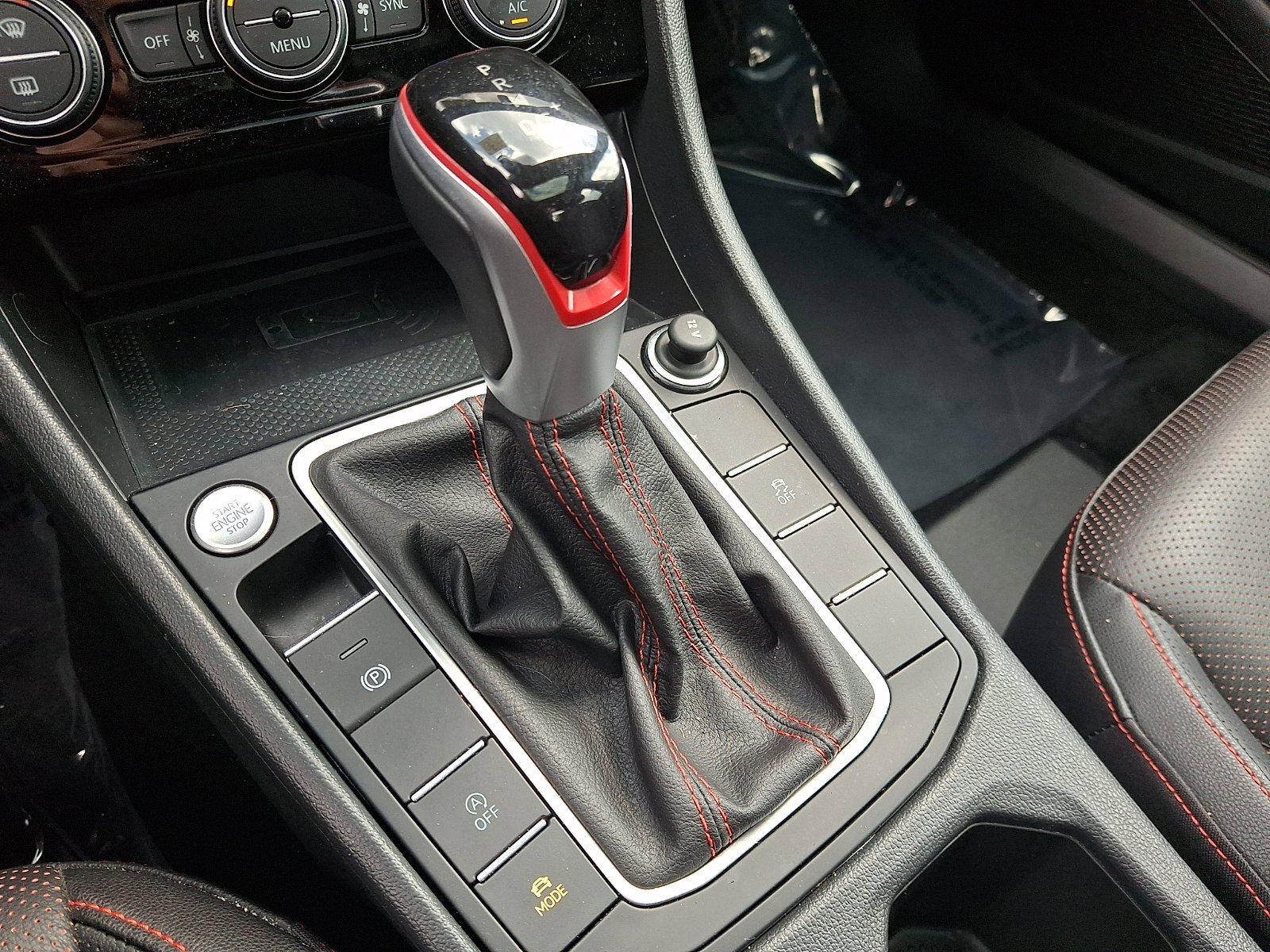 Used 2024 Volkswagen Jetta GLI Autobahn w/ GLI Black Package FWD image 15