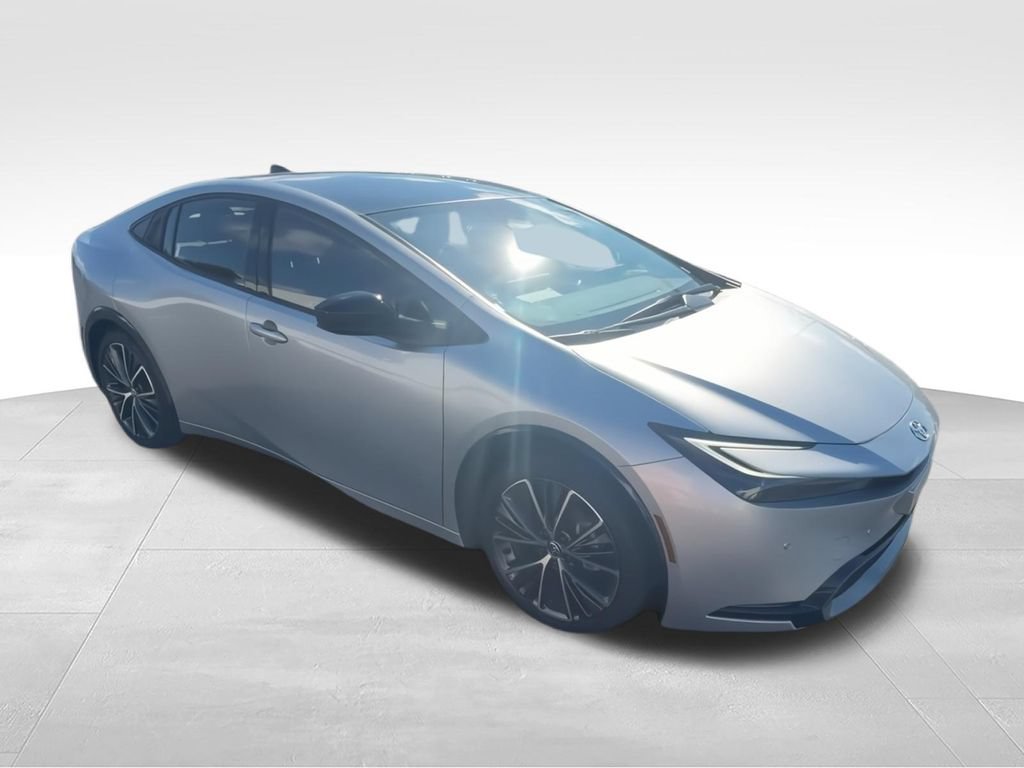 Used 2023 Toyota Prius Limited FWD image 2