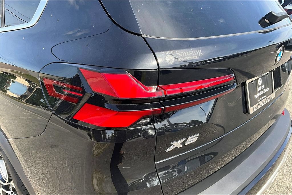 Certified 2025 BMW X5 xDrive40i w/ Climate Comfort Package AWD/4WD image 19