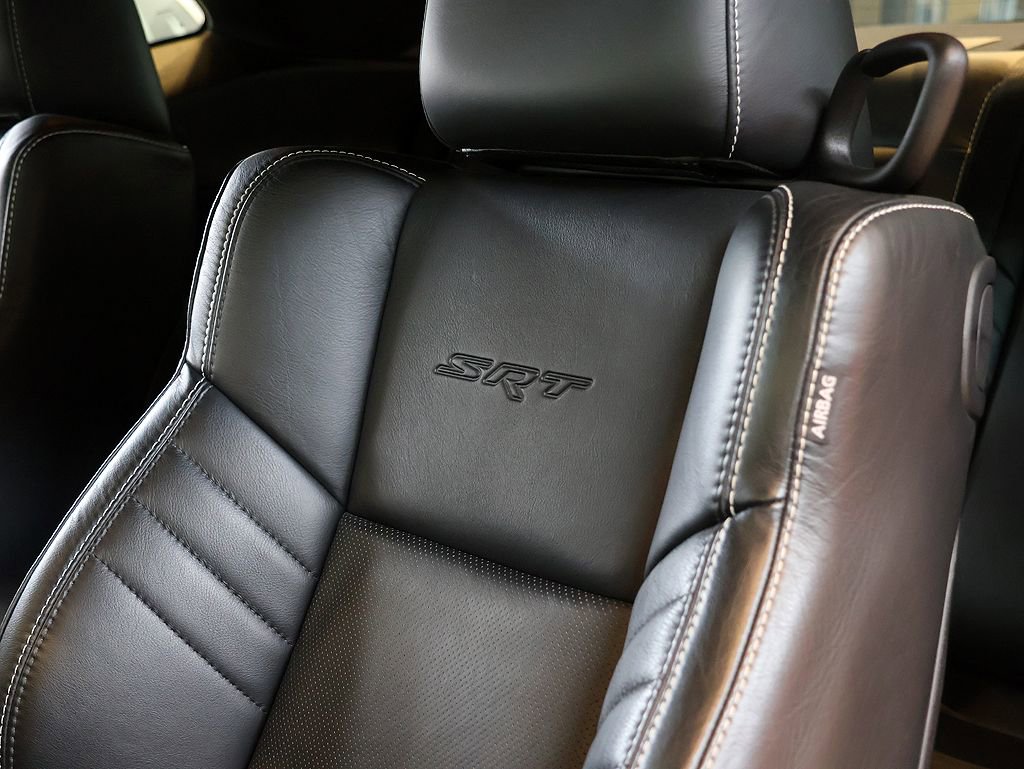 Used 2015 Dodge Challenger SRT Hellcat image 34