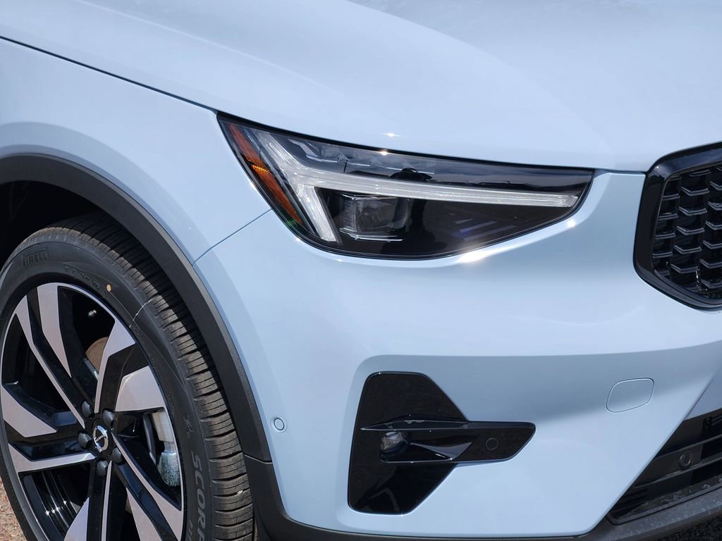 New 2026 Volvo XC40 B5 Ultra w/ Climate Package AWD/4WD image 28