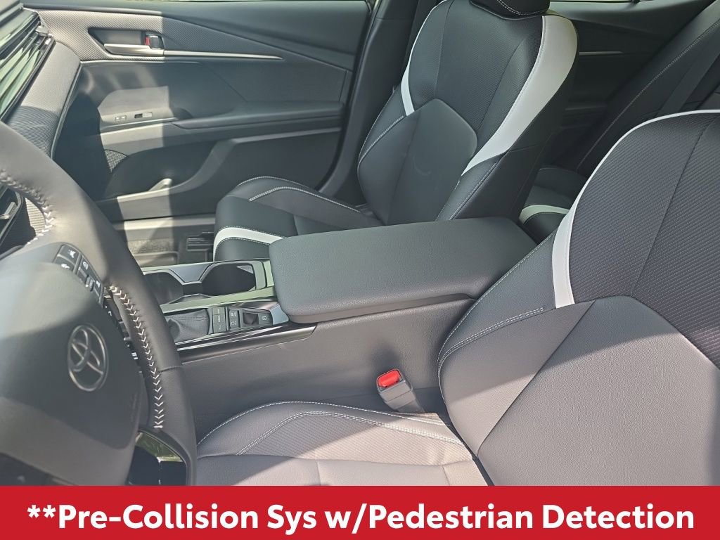 Used 2026 Toyota Camry SE image 15