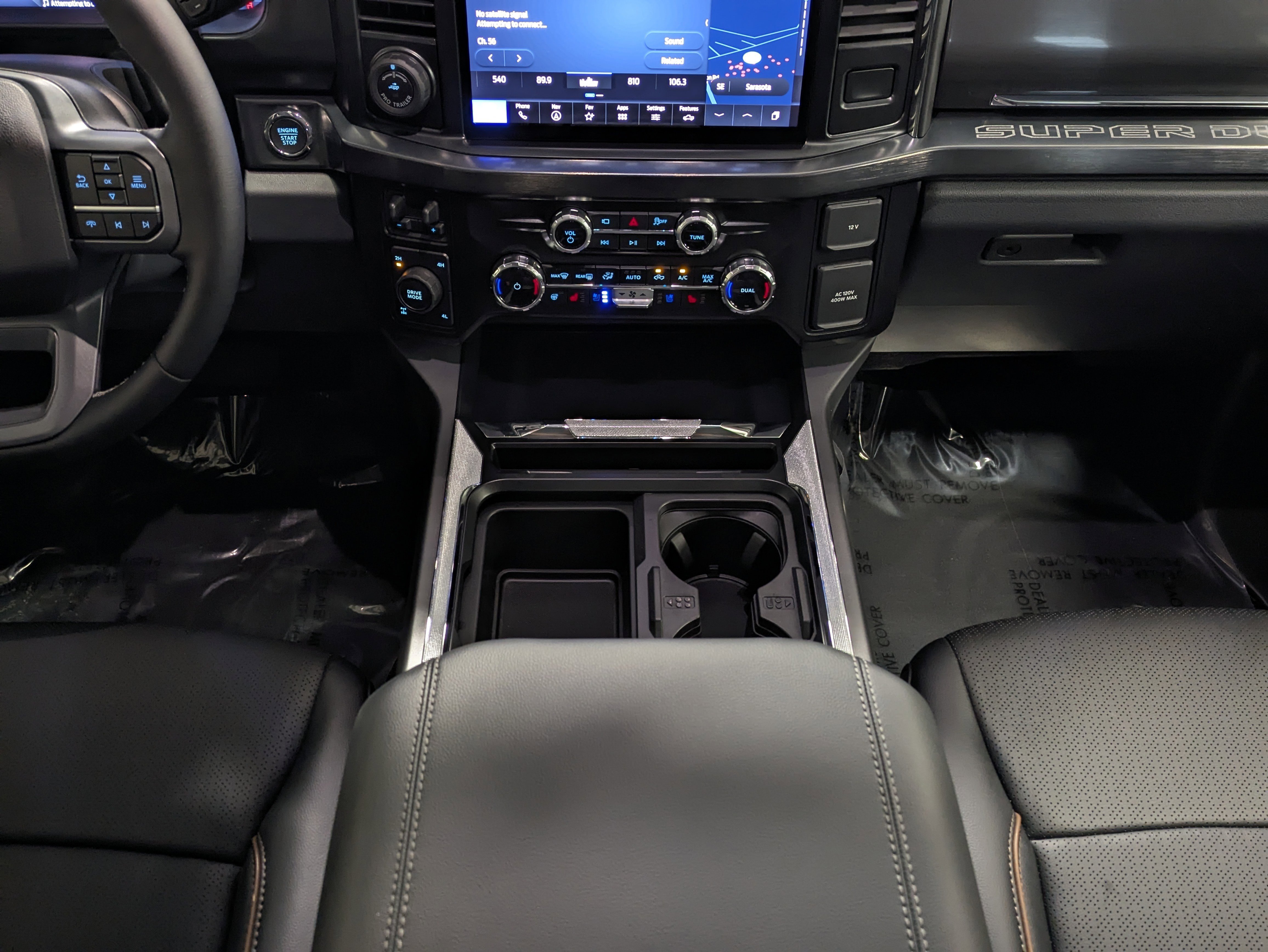 New 2025 Ford F250 Lariat w/ Lariat Ultimate Package image 38