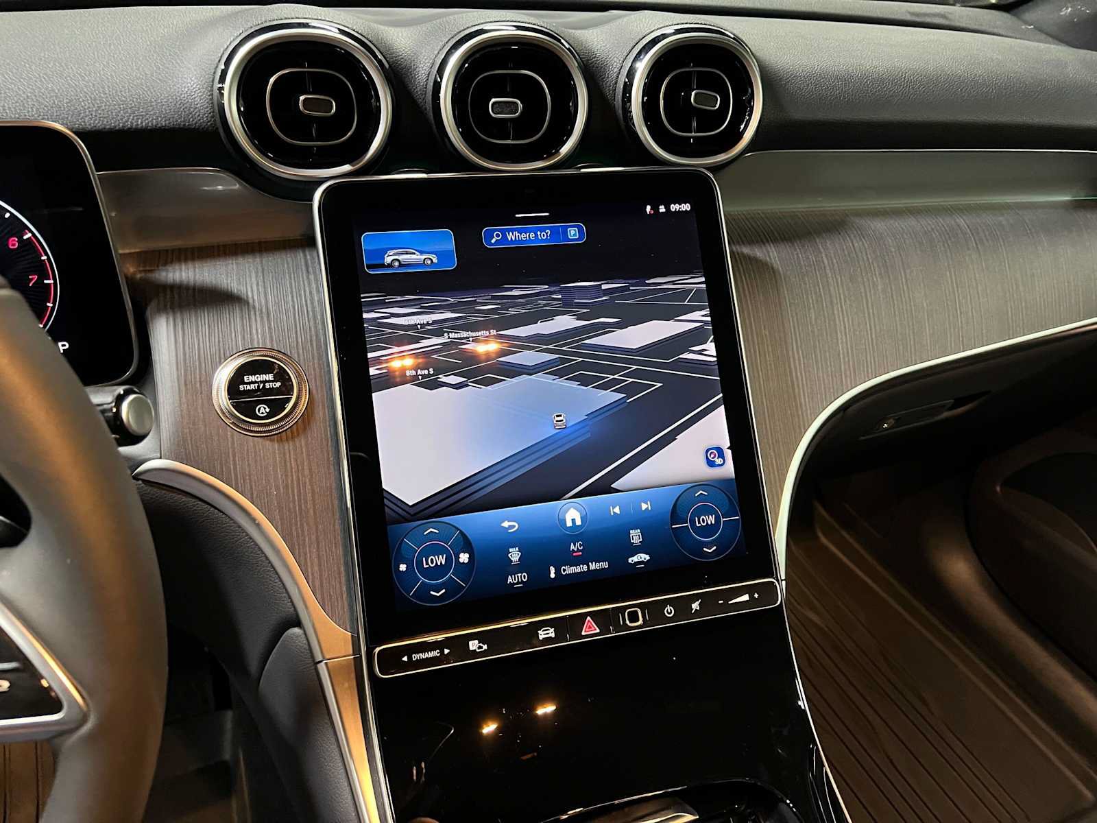 Certified 2026 Mercedes-Benz GLC 300 4MATIC image 34