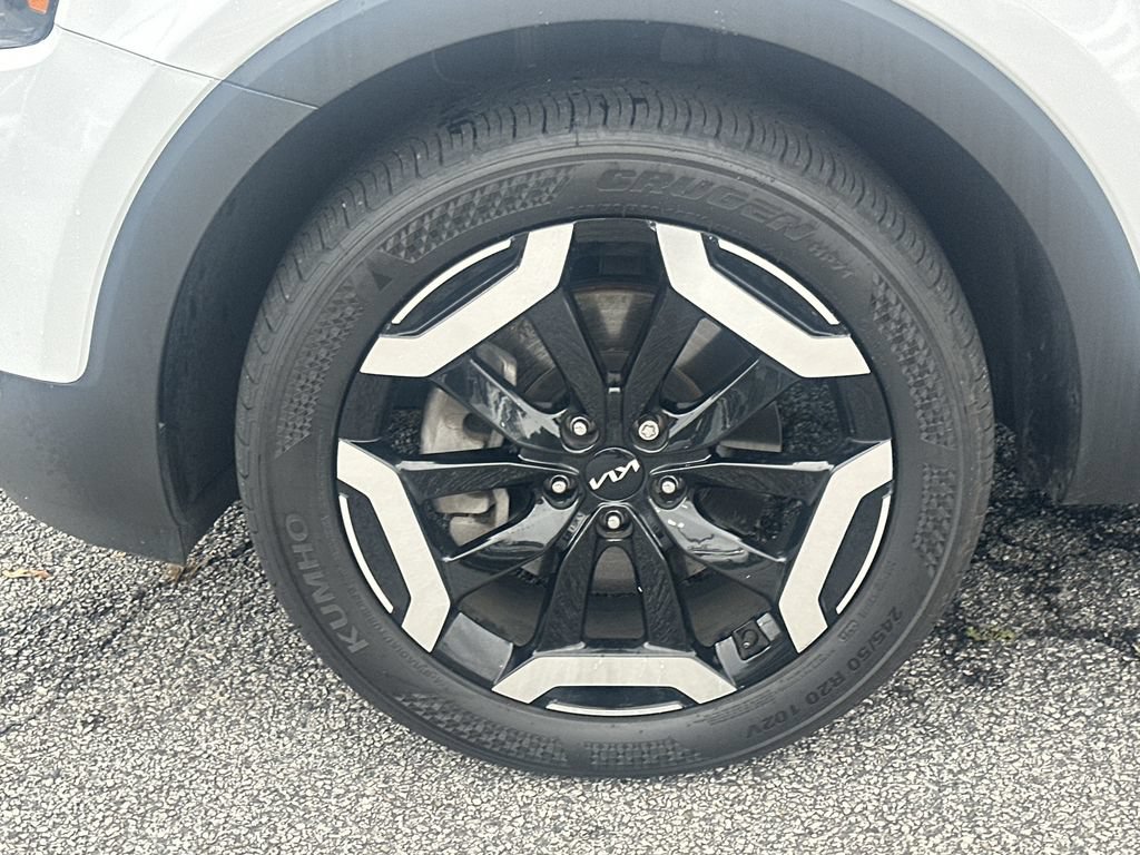 Used 2024 Kia Telluride S w/ S Sunroof Package FWD image 11