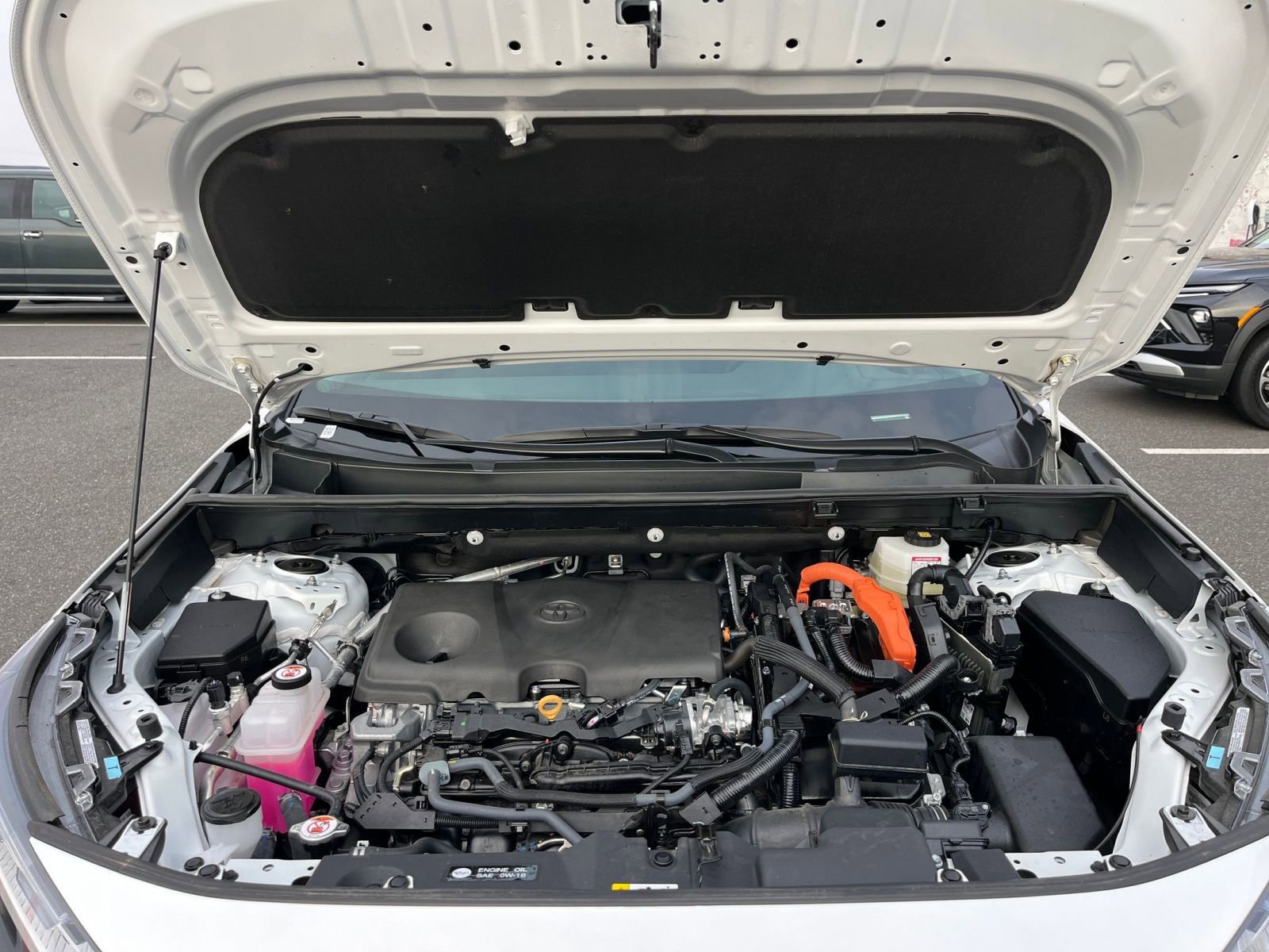 Used 2025 Toyota RAV4 LE image 31