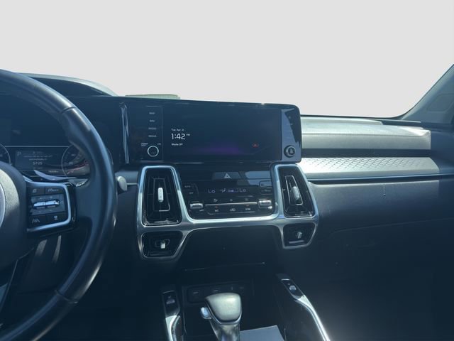 Used 2022 Kia Sorento SX AWD/4WD image 15
