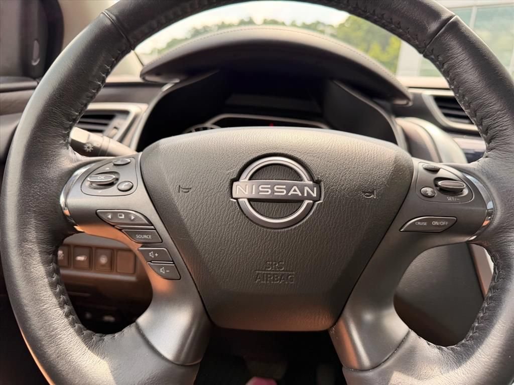 Used 2024 Nissan Murano Platinum w/ Cargo Package AWD/4WD image 17
