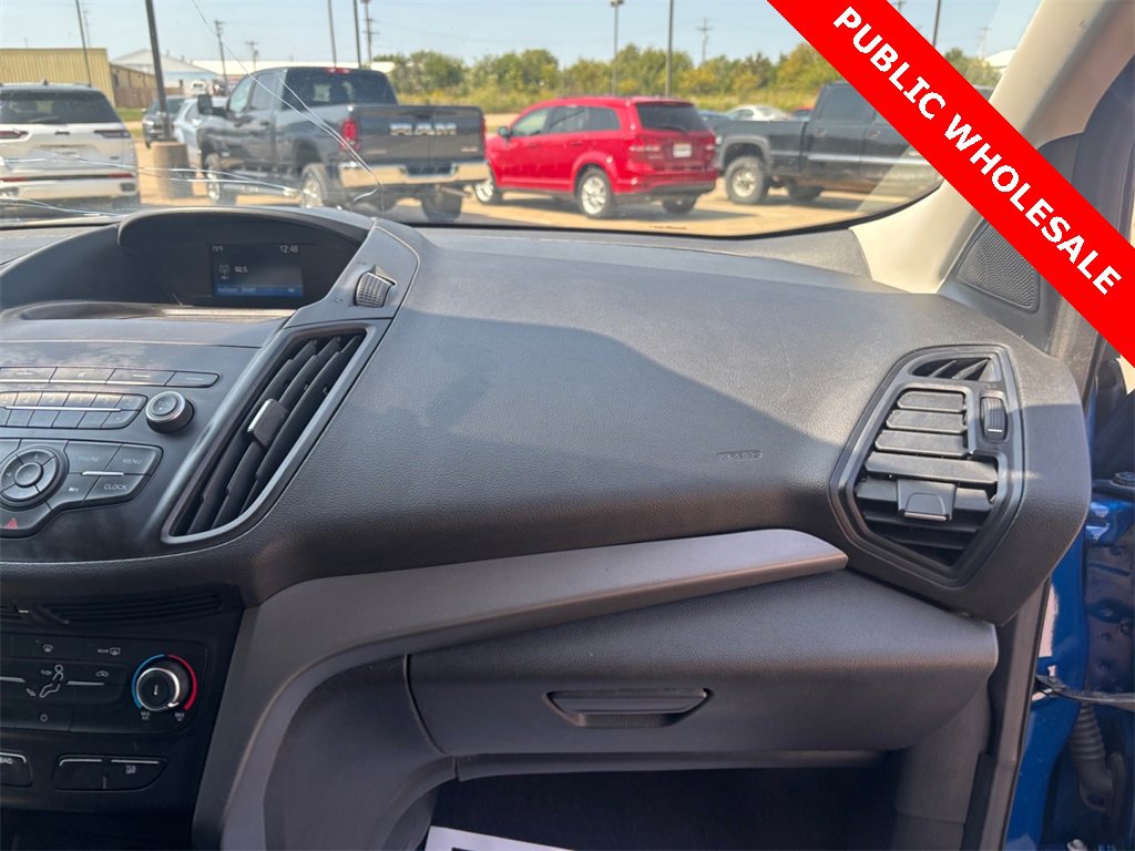 Used 2019 Ford Escape S image 16