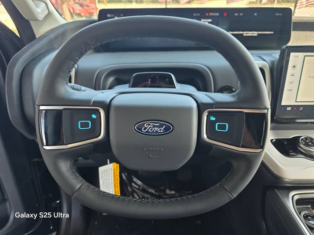 New 2026 Ford Expedition Active RWD image 27