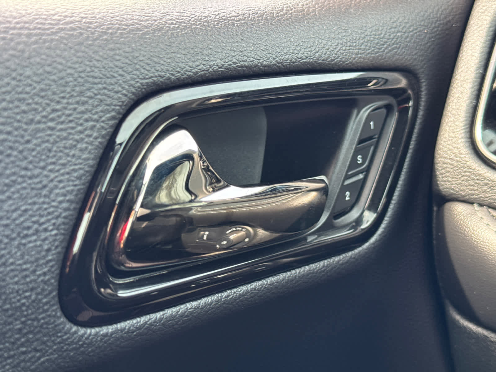 Used 2022 Dodge Durango GT image 23