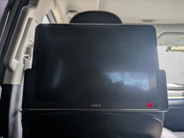 Used 2022 Kia Telluride SX w/ Nightfall Edition Package image 18