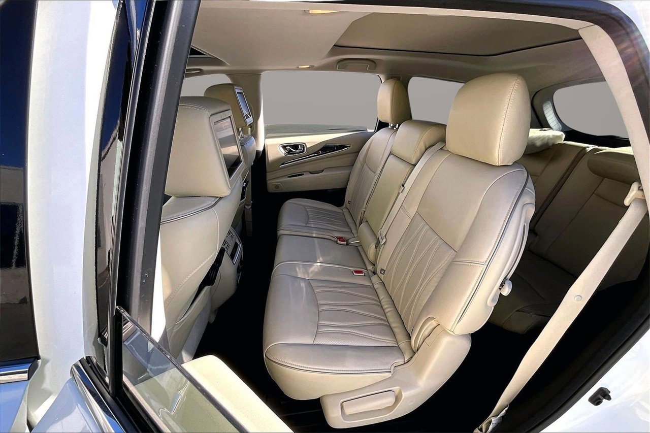 Used 2017 INFINITI QX60 Luxe w/ Deluxe Technology Package image 23