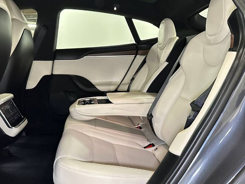 Used 2022 Tesla Model S Standard Range AWD/4WD image 23