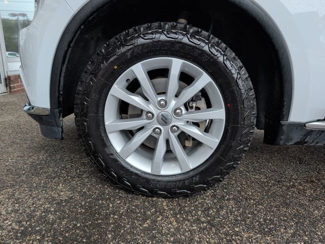 Used 2020 Dodge Durango SXT image 36