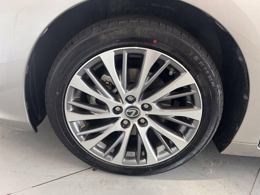 Used 2021 Lexus ES 250 w/ Premium Package AWD/4WD image 14