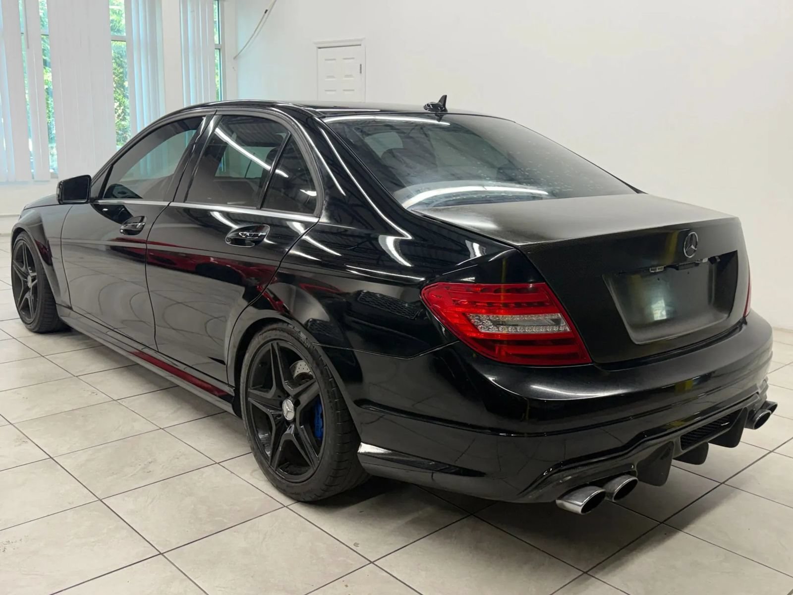 Used 2014 Mercedes-Benz C 63 AMG Sedan image 7