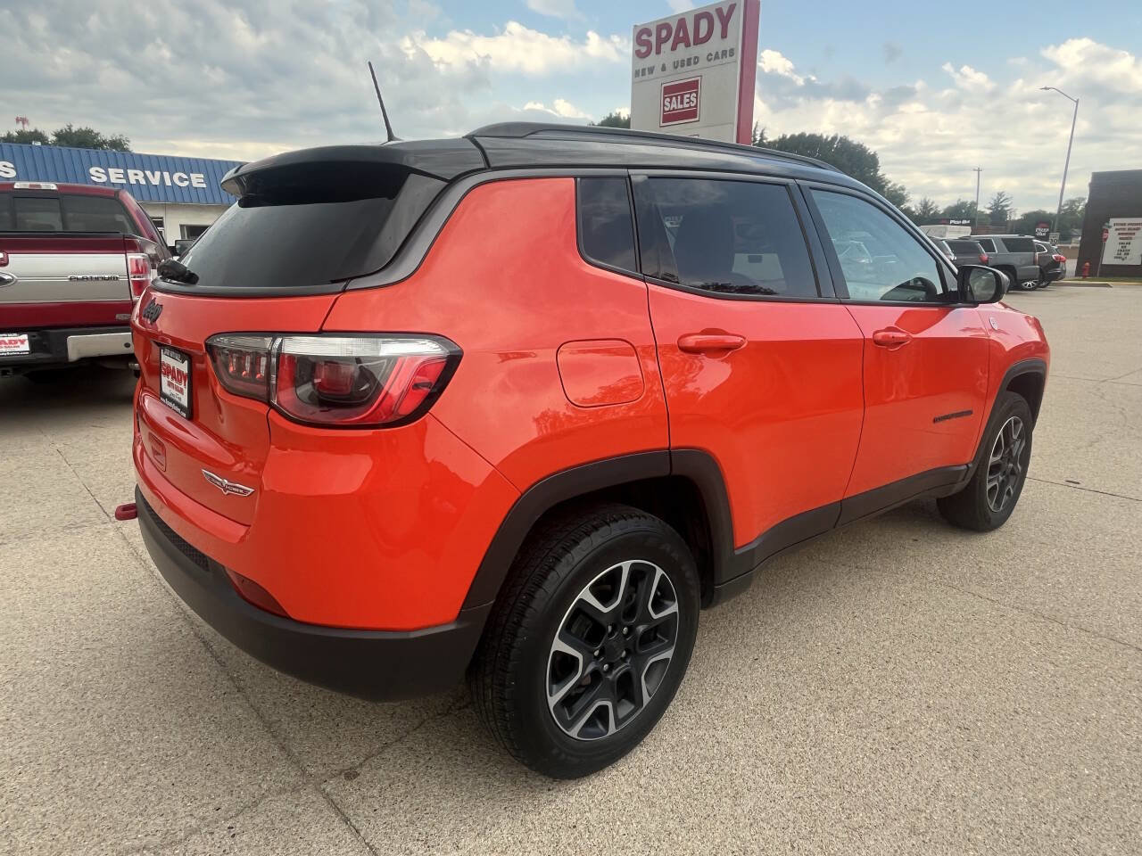 Used 2019 Jeep Compass Trailhawk image 5