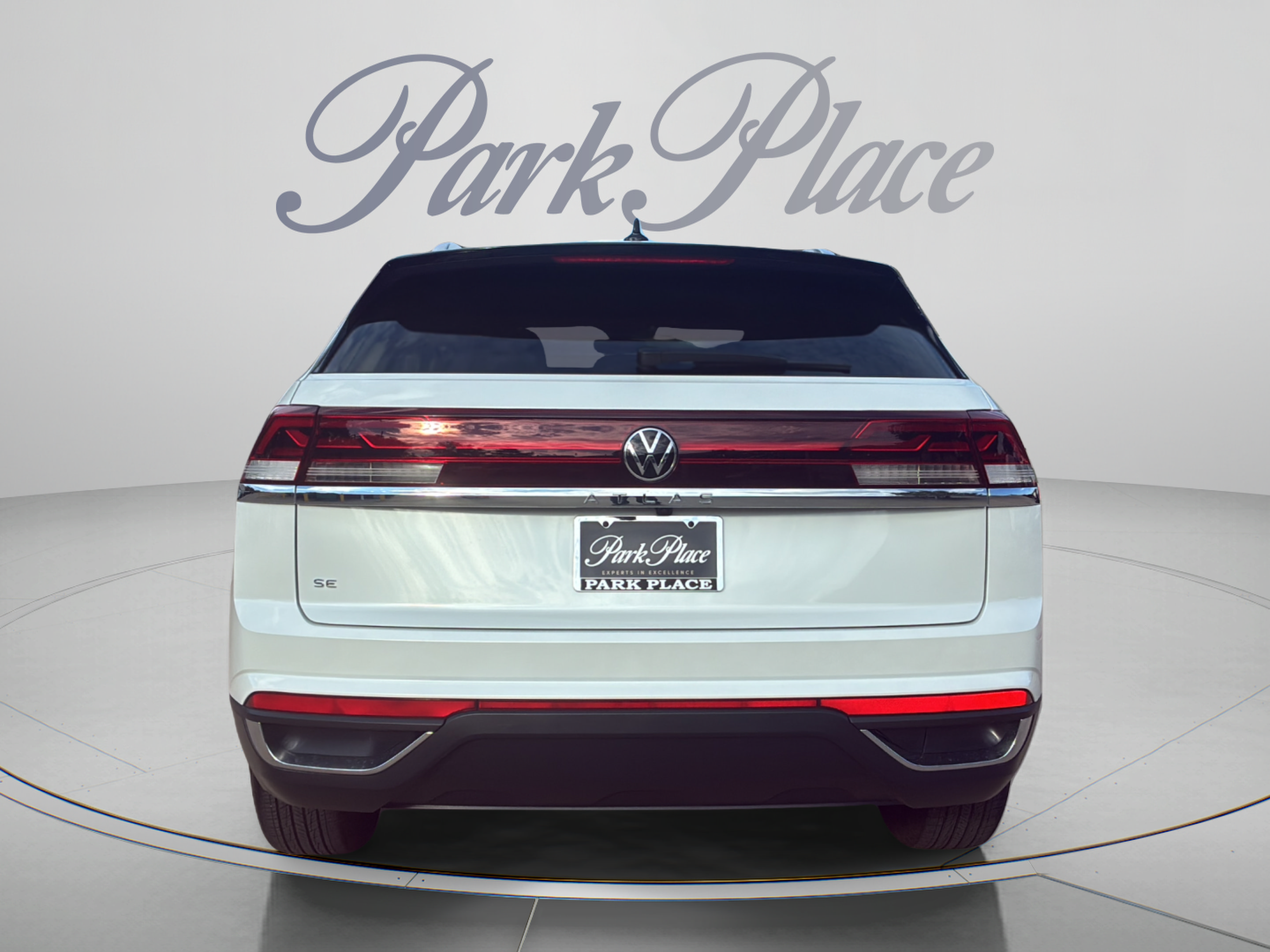 Used 2026 Volkswagen Atlas Cross Sport SE FWD image 4