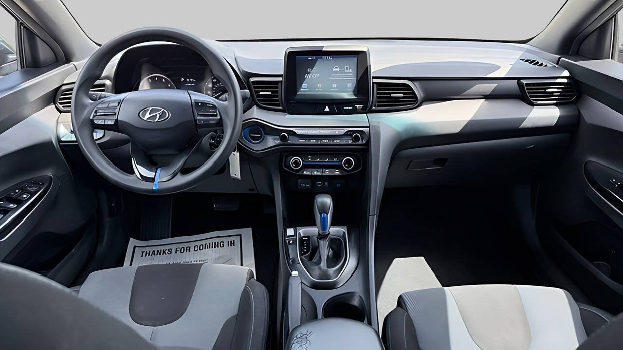 Used 2020 Hyundai Veloster 2.0 FWD image 8