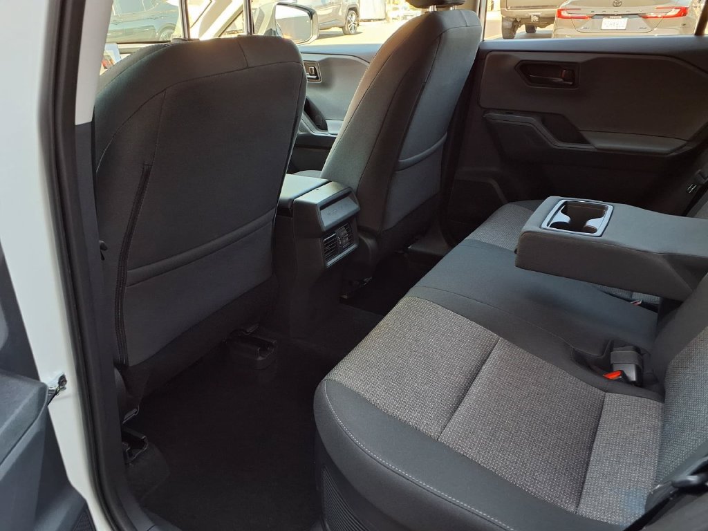 Used 2026 Toyota RAV4 LE FWD image 22