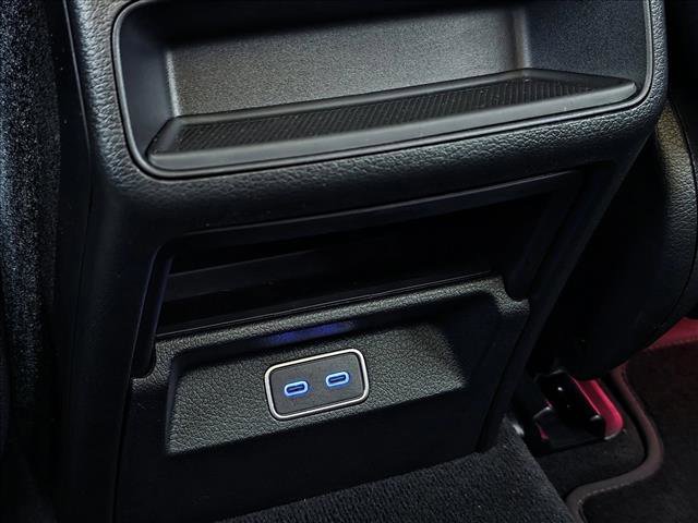 Used 2025 Mercedes-Benz GLE 350 4MATIC image 19