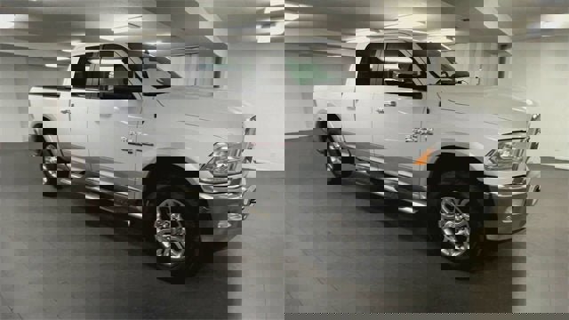 Used 2016 RAM 2500 Laramie image 2