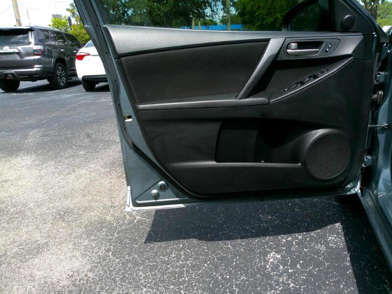 Used 2013 MAZDA MAZDA3 i Touring image 21