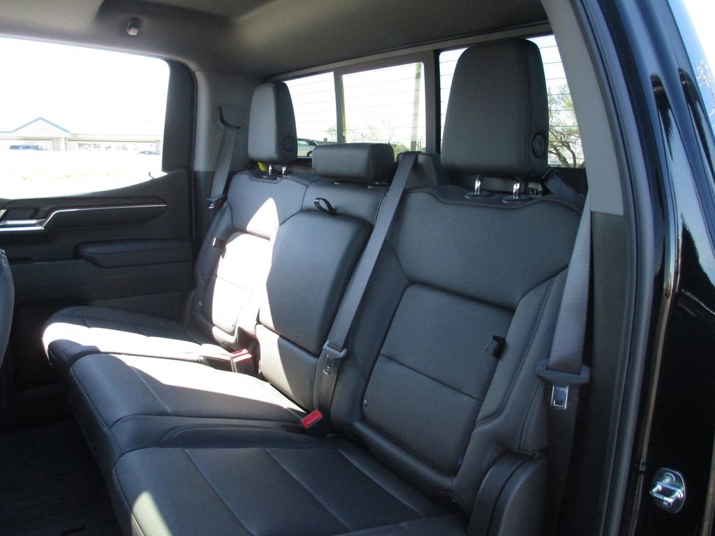 Used 2024 GMC Sierra 1500 SLT w/ SLT Premium Plus Package image 22