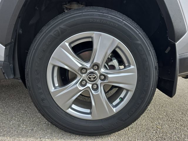 Used 2024 Toyota RAV4 XLE w/ Convenience Package image 34