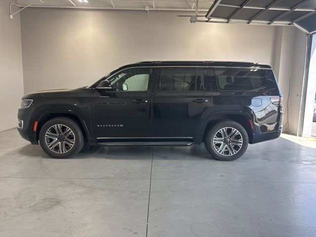 Used 2024 Jeep Wagoneer Series II w/ Flexible Seating Group image 10