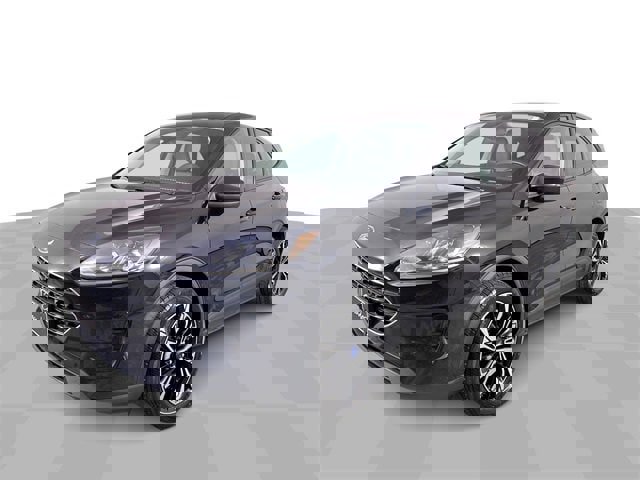 Used 2022 Ford Escape SE w/ SE Sport Appearance Package image 1