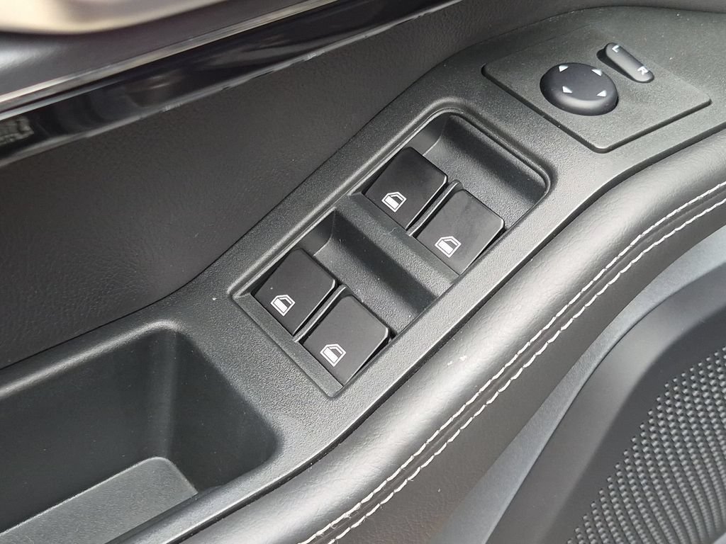 Used 2024 INEOS Grenadier Station Wagon AWD/4WD image 16