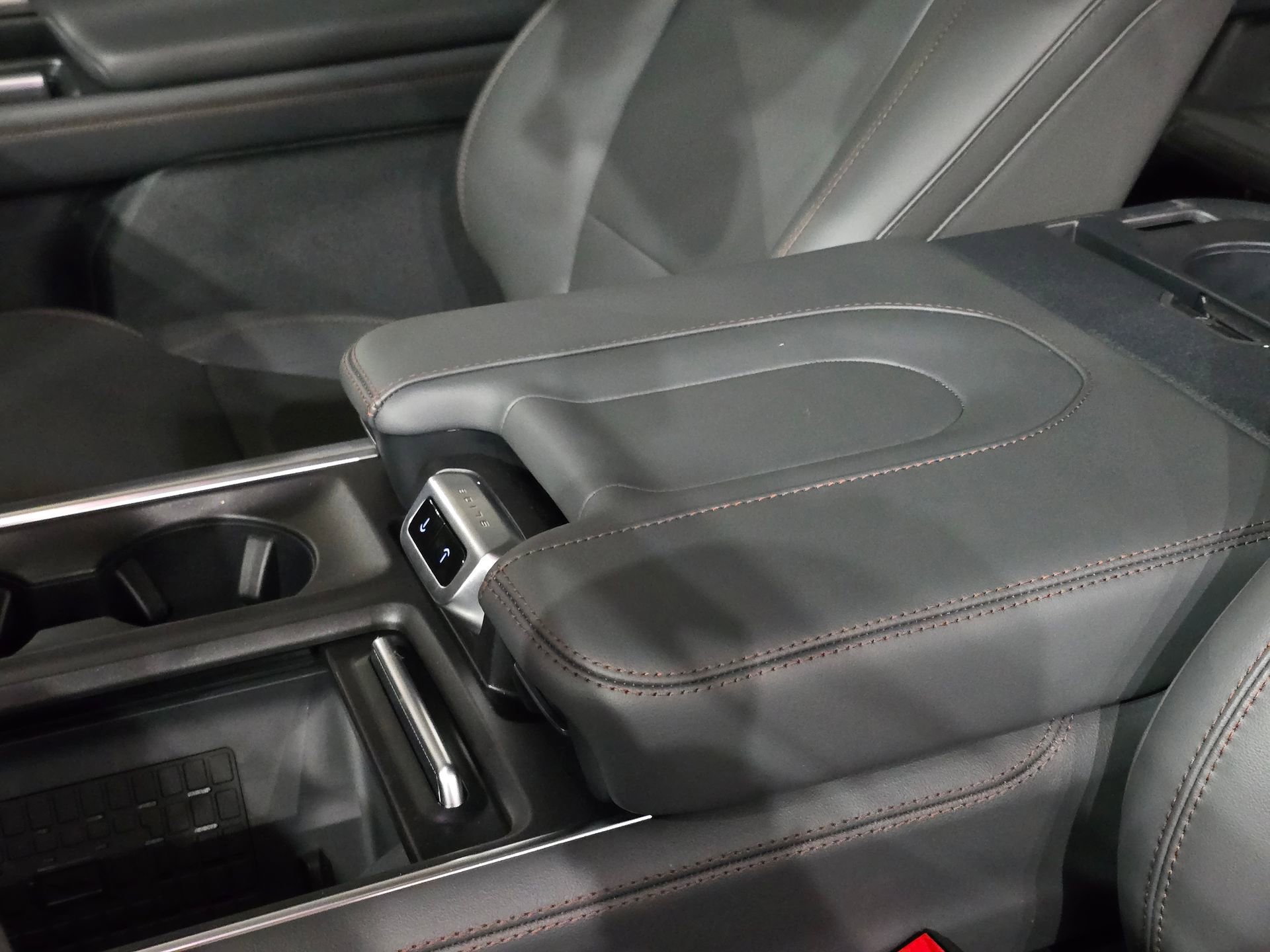 New 2025 Ford Expedition Max Active image 39