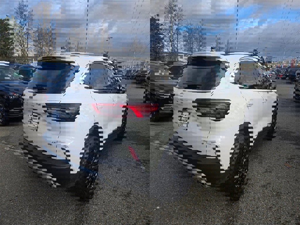 Used 2024 Ford Escape Active image 5