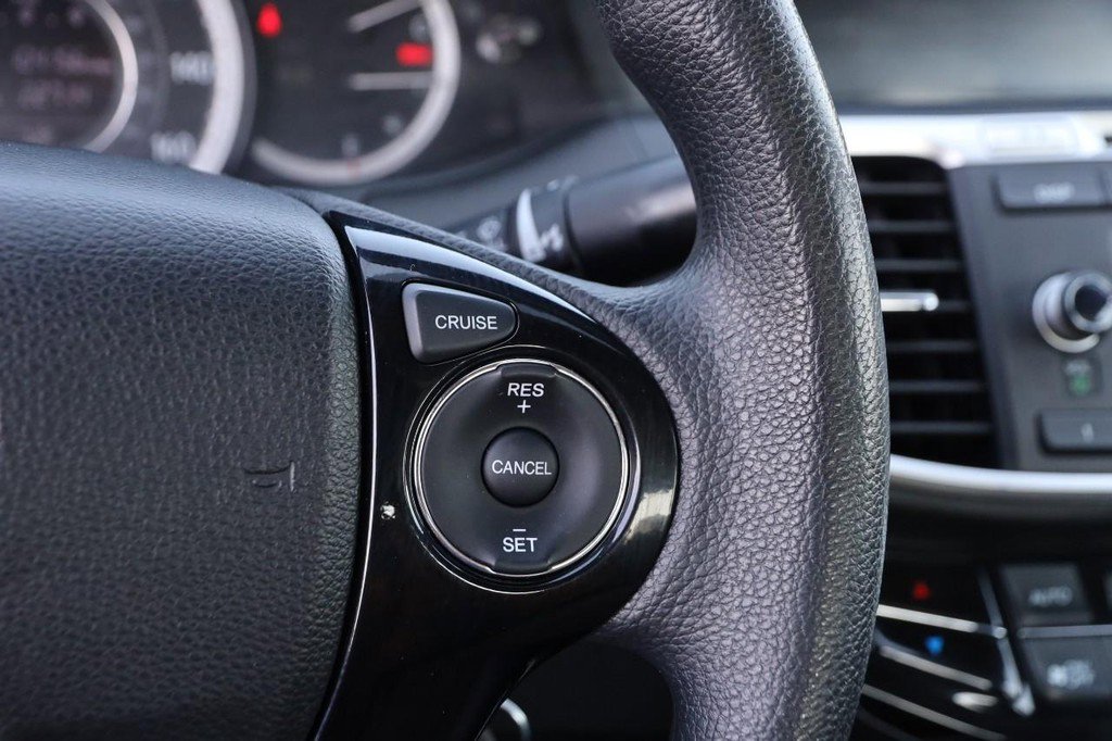 Used 2016 Honda Accord LX image 12