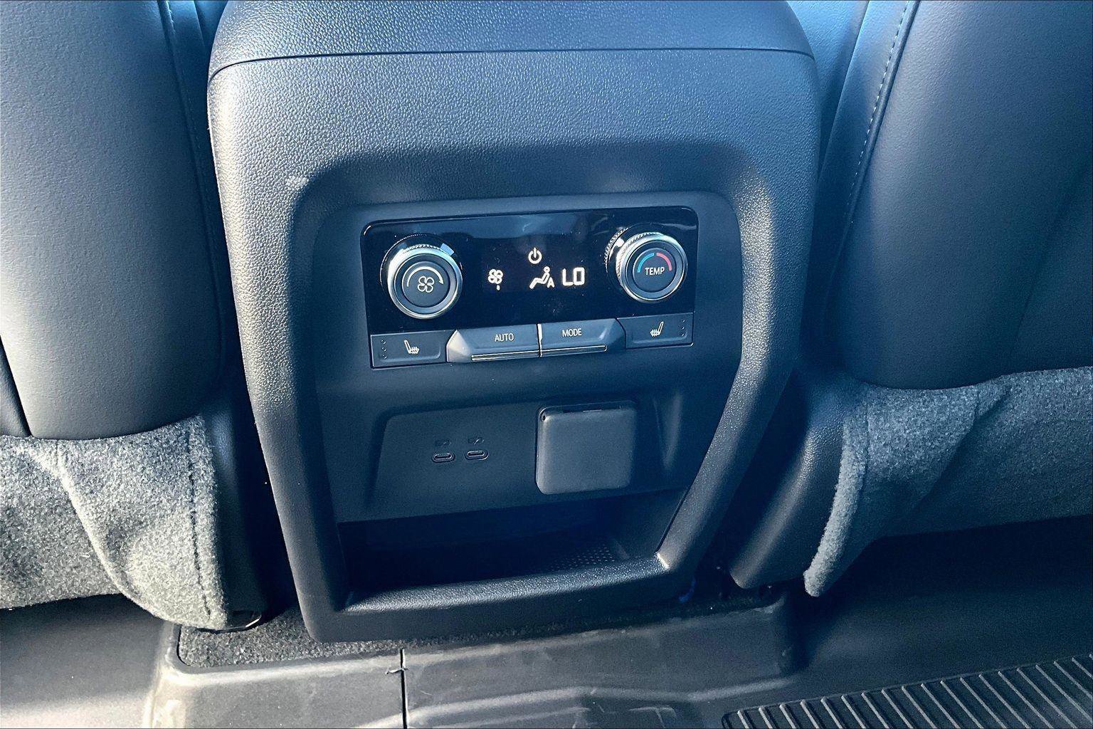 New 2026 Buick Enclave Avenir w/ Super Cruise Package image 13