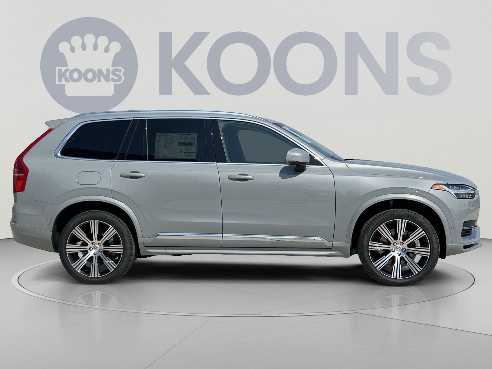 Used 2024 Volvo XC90 T8 Plus w/ Protection Package Premier AWD/4WD image 8